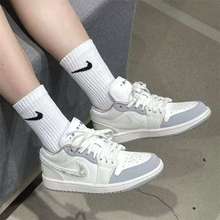 Nike/耐克Air Jordan 1 Low耐磨低帮篮球鞋女款白色HM3706-141