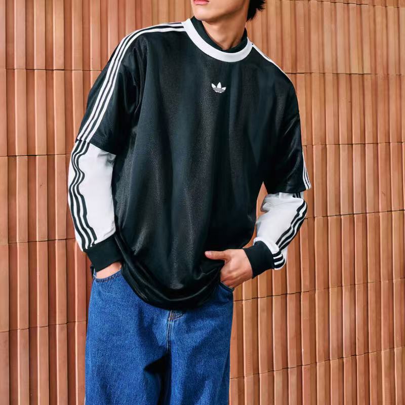 阿迪达斯男款圆领套头短袖