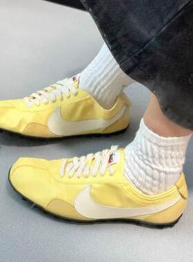 Nike时尚休闲运动登月鞋