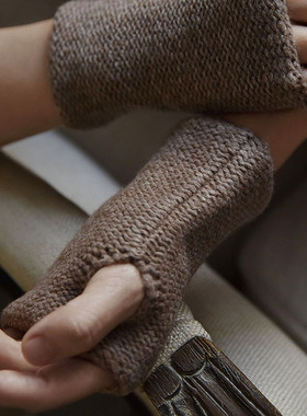 APCSHOP绒尖甄选 VICUNA骆马绒手工气质简约无指保暖加厚防寒手套