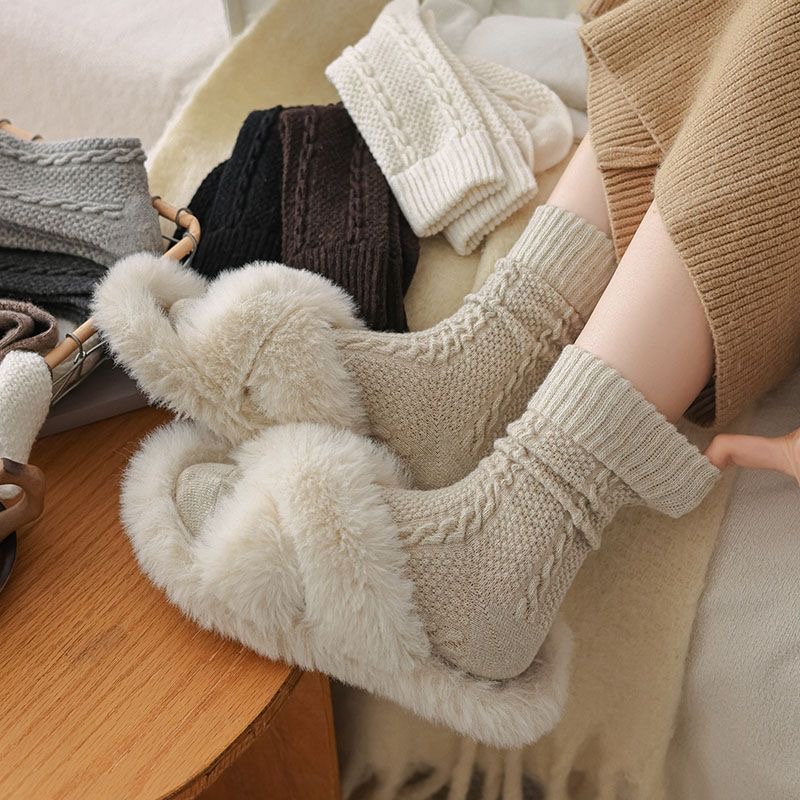 麻花纹理袜子女中筒袜秋冬季款潮