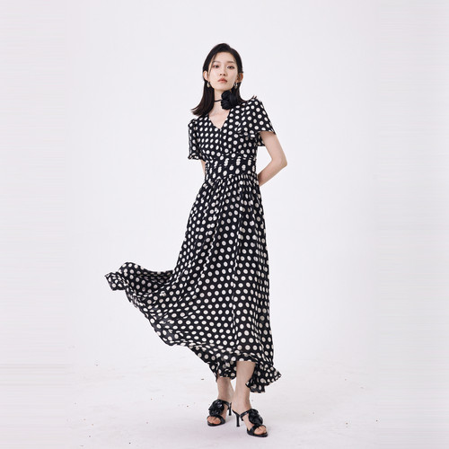 婉甸2025夏季新品黑白大波点短袖连衣裙1242N30RS3