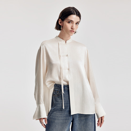 婉甸2026春季新品米杏色皱感醋酸中式立领衬衫1251S04YJ1