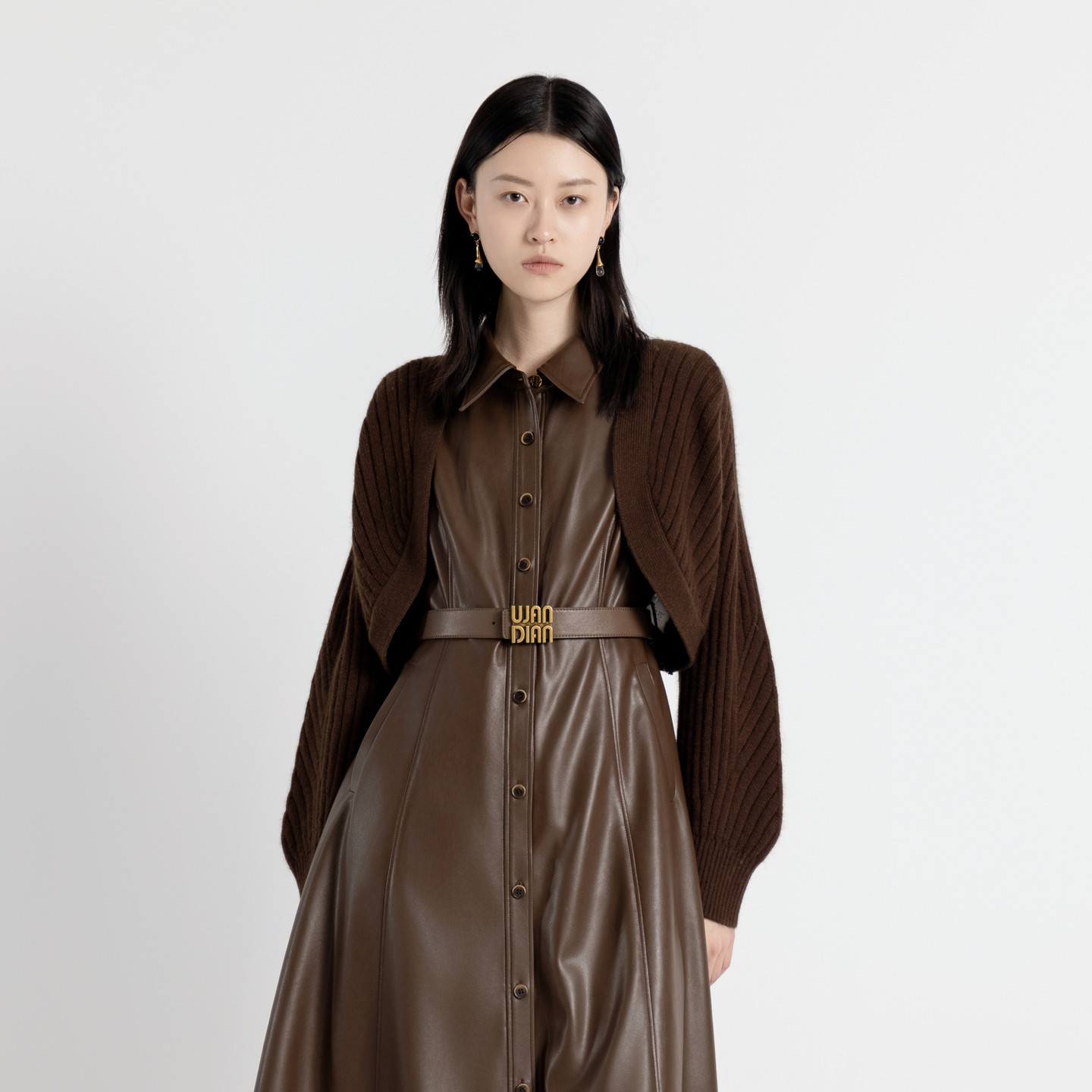 婉甸2025年秋季新品古巴棕毛织开衫1243W18MD4