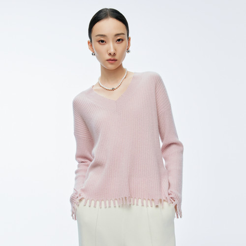 婉甸2025年冬季新品冰粉色V领羊绒套头衫1244M03JN4