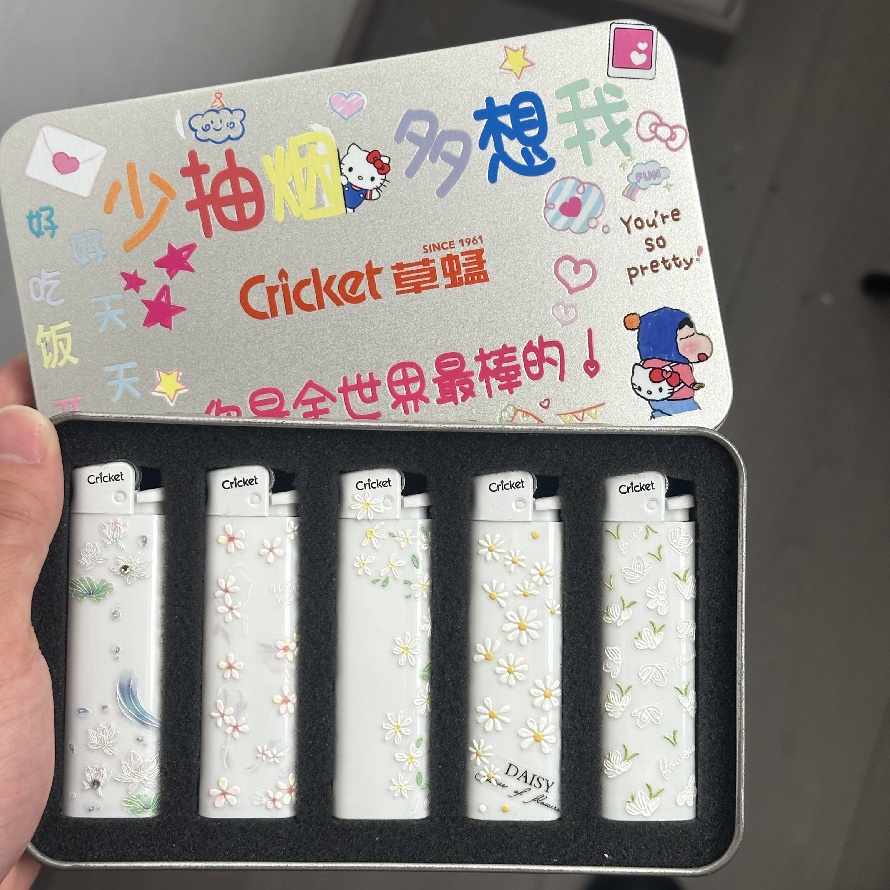 草蜢cricket一次性打火机DIY贴纸个性创意3D浮雕可爱卡通创意雏菊