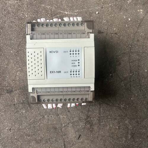 可议价PLC温度模块EX1-16R，功能正常。成色如图