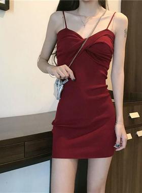 2024年新款夏季法式赫本风小个子打底内搭性感红色吊带连衣裙子女