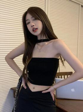 辣妹挂脖吊带背心女夏季2024新款内搭外穿黑色显瘦纯欲风短款上衣
