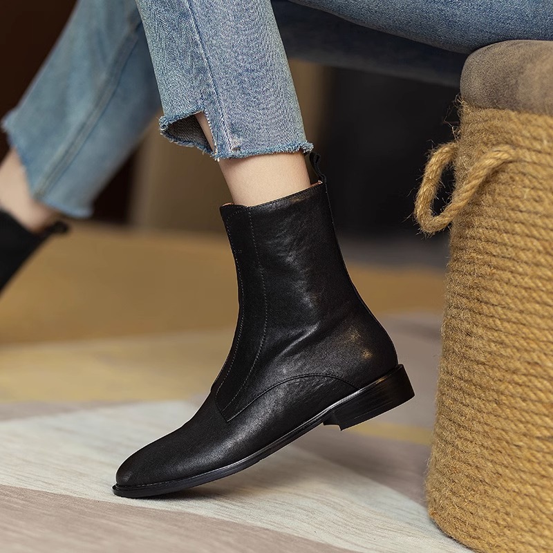 超细纤维马丁靴平底短靴软皮圆头