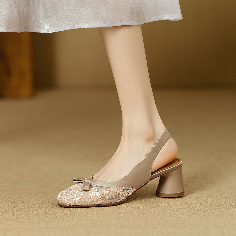 法式网纱包头凉鞋女夏季2026新款小香风真皮粗跟夏天配裙子高跟鞋