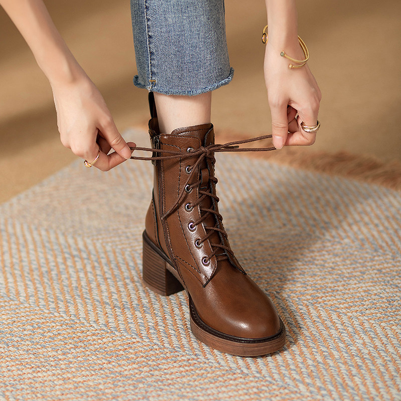 显瘦显高真皮复古棕色短靴2025秋冬款粗高跟真皮厚底马丁靴英伦风,女鞋,马丁靴,淘宝优惠券,粉丝福利购,淘宝优惠卷