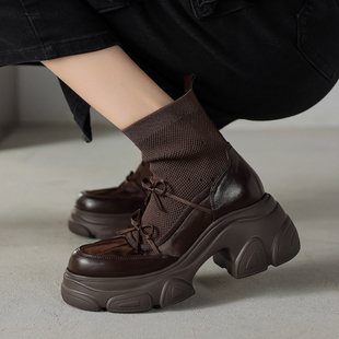 2025秋冬新款厚底增高短靴女简约复古小个子小皮靴英伦风弹力袜靴