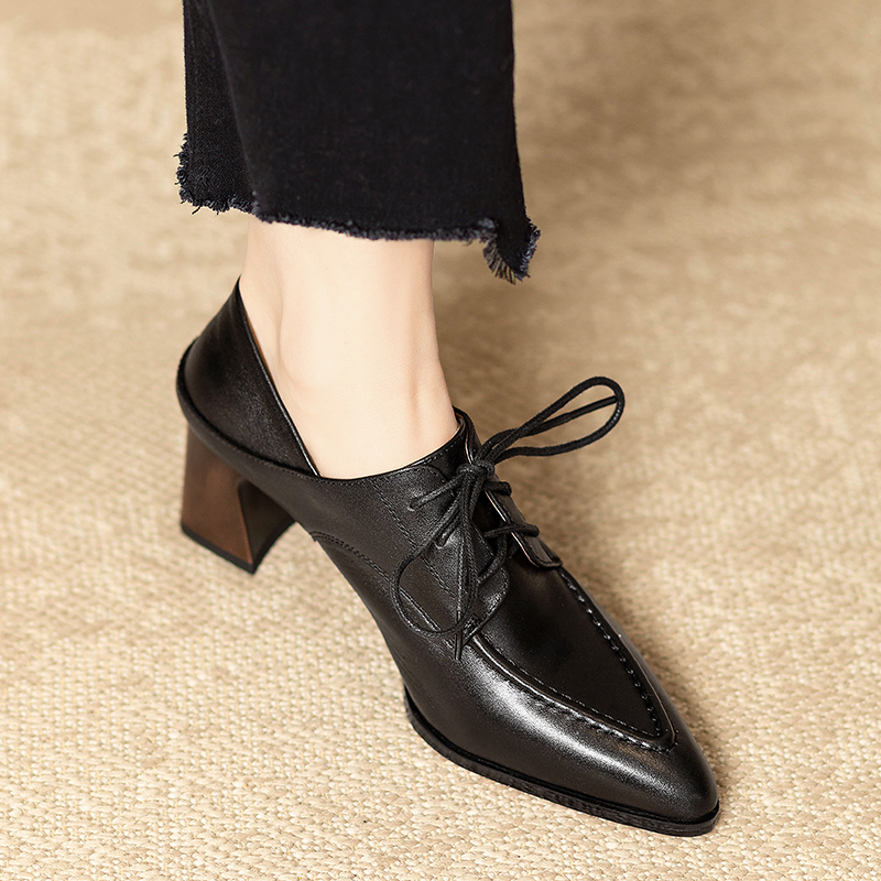 百搭粗跟棕色通勤单鞋