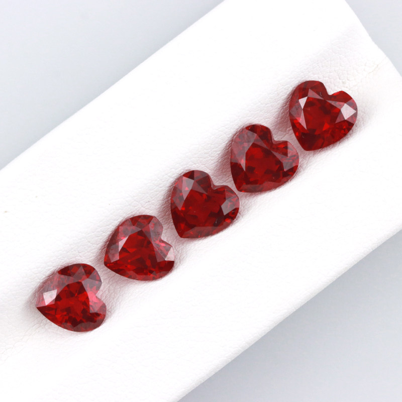 培育鸽血红宝石 爱心形裸石 DIY饰品 可出证书 支持首饰定制