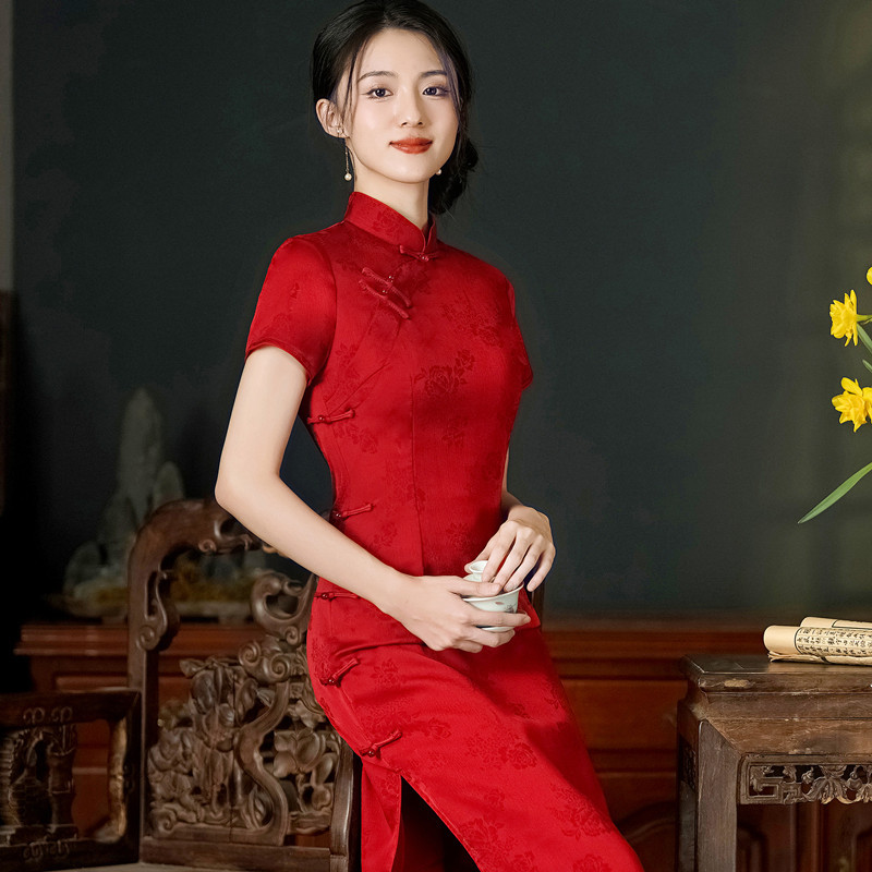 中式新娘敬酒服旗袍2026新款晚礼服订婚中长款春夏妈妈装连衣裙