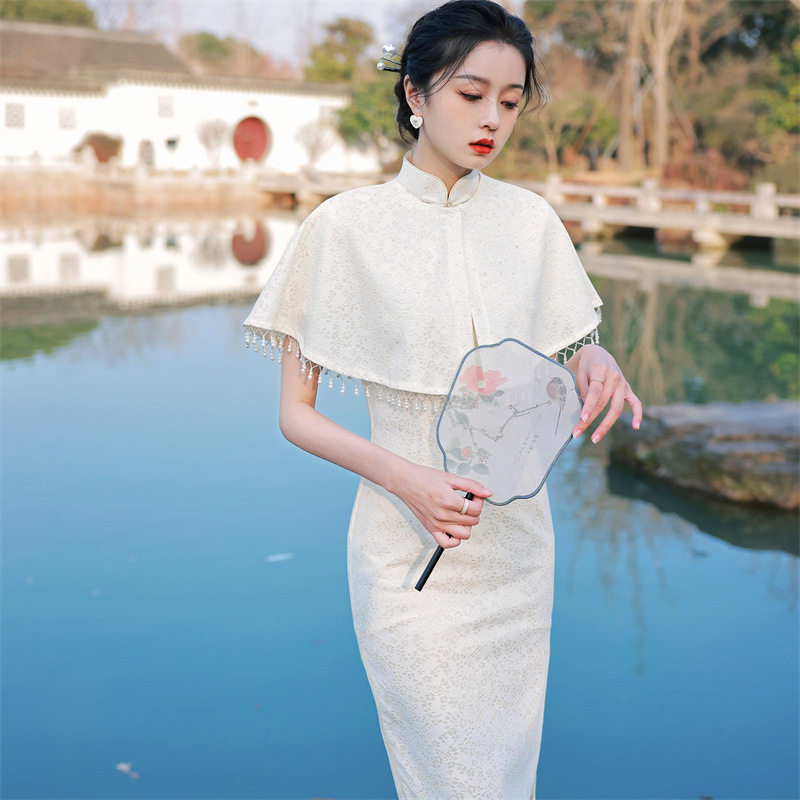 2026春夏款中长款披肩斗篷旗袍连衣裙清新文艺改良礼服少女年轻款