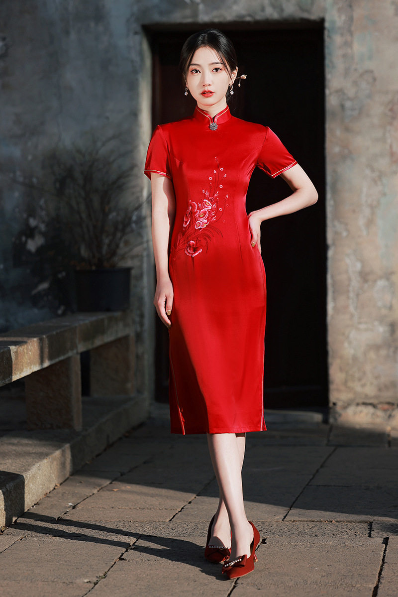 旗袍2026夏款醋酸双层绣花婆婆装礼服修身气质古典中长婚庆连衣裙