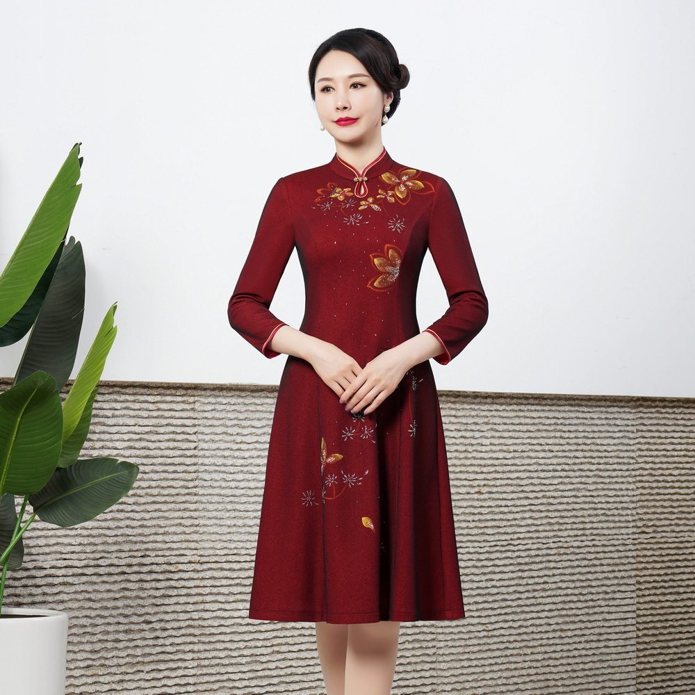 2026春秋季新款复古改良款旗袍连衣裙中长款妈妈装结婚敬酒红色