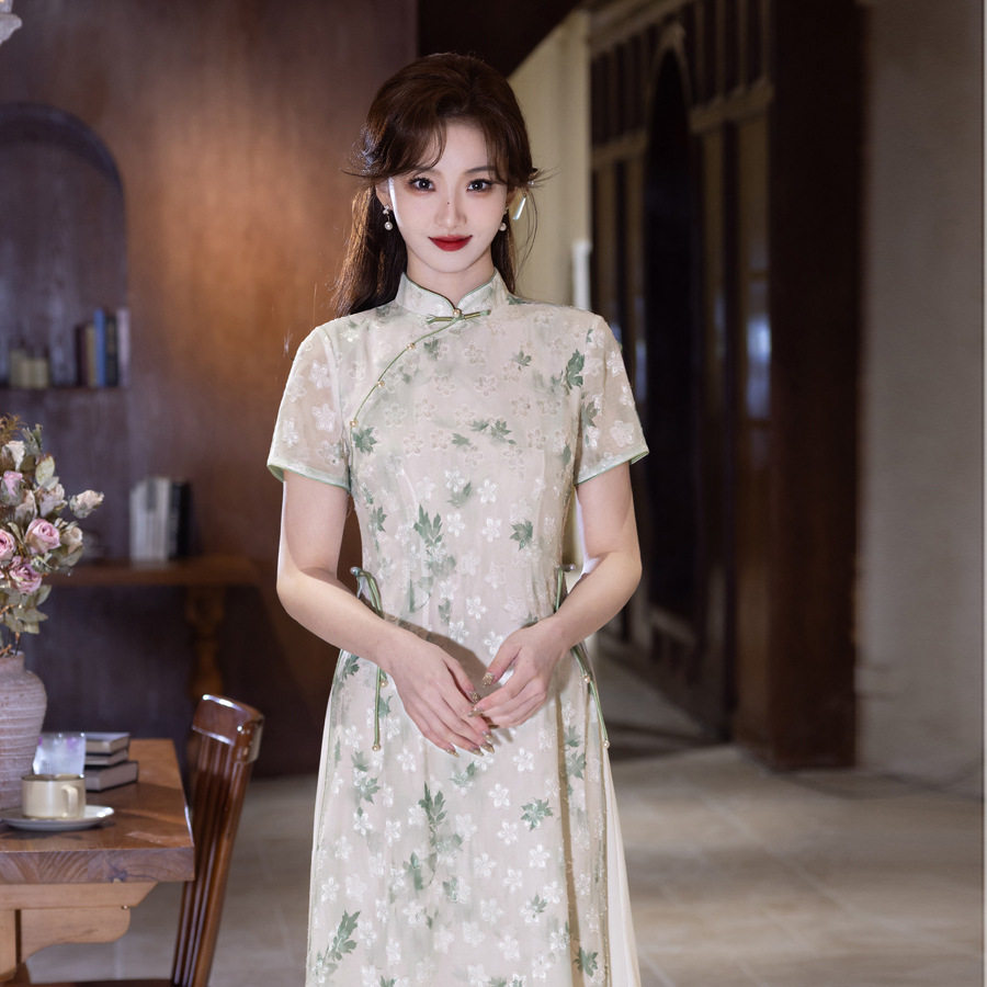 绿色奥黛复古旗袍2026新款高端大气新中式年轻款少女改良日常可穿