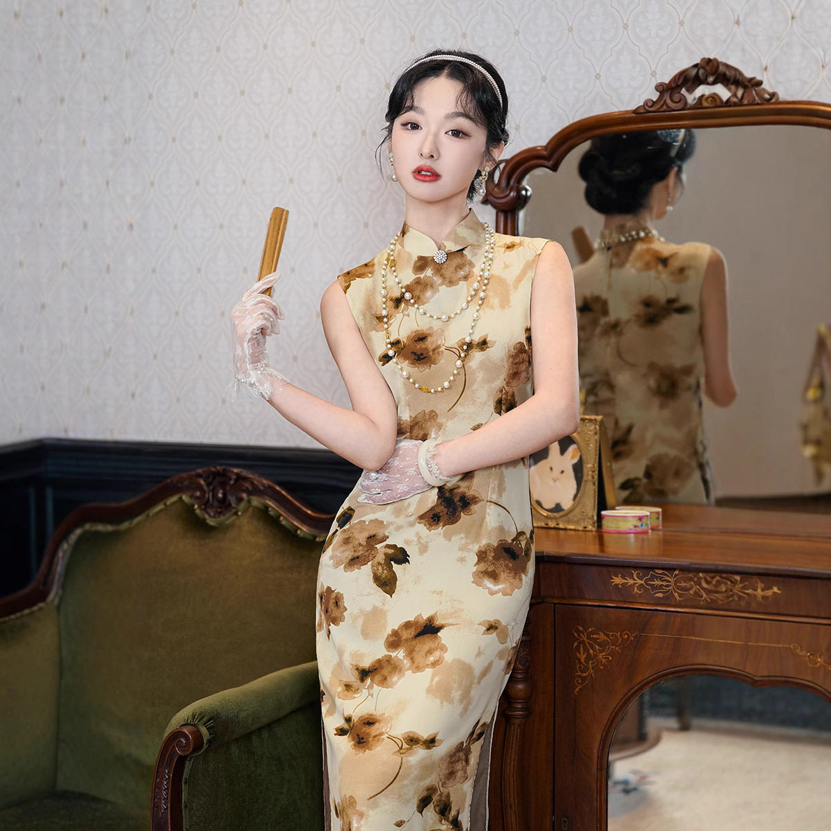 2026年春夏款新款老上海复古无袖长款国风蝴蝶立体印花苏州旗袍女