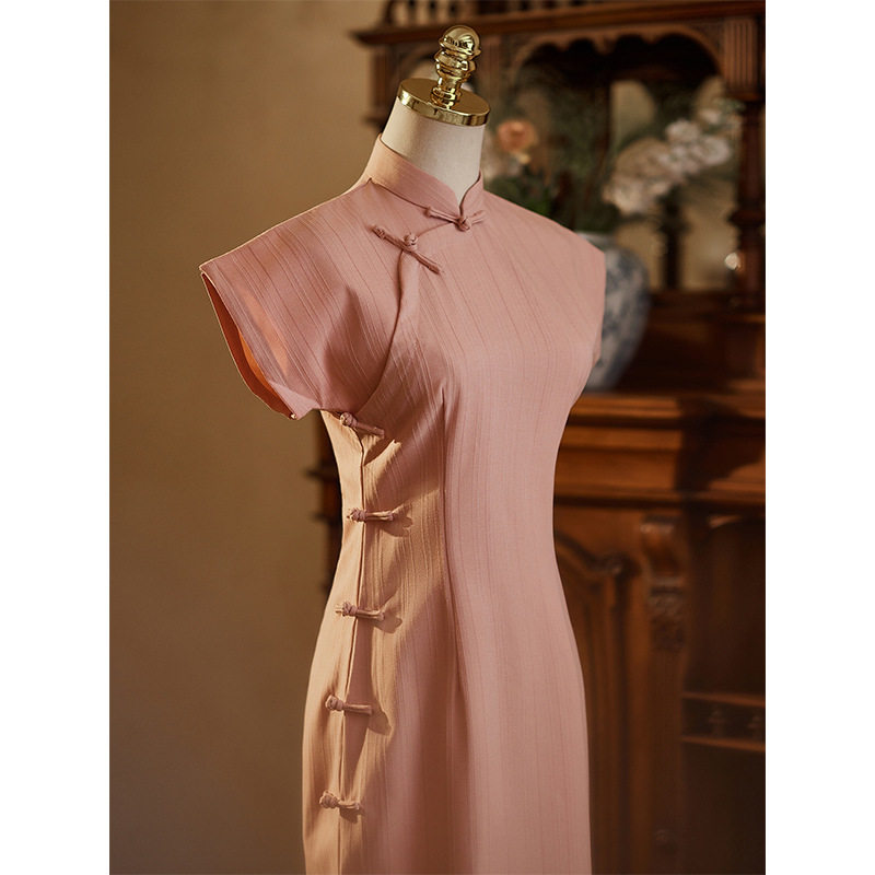 粉色旗袍2026新款夏季新中式改良年轻款少女连衣裙小个子棉麻绝美