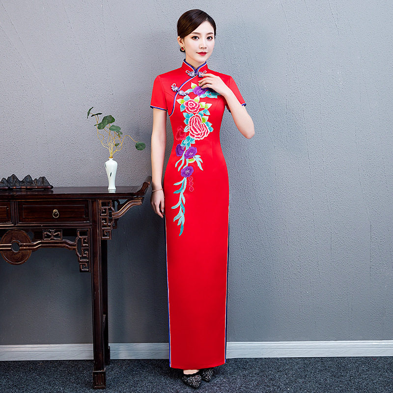 旗袍秀走秀春夏2026新品长款优雅演出服加长款大码显瘦年轻款礼服
