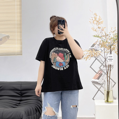 宽松卡通女孩印花短袖T恤