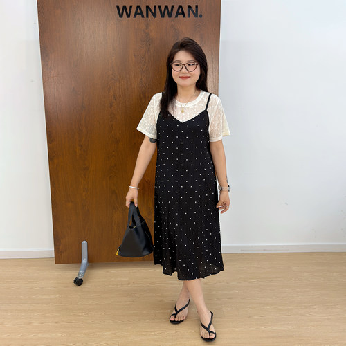 宛宛大码气质波点假两件连衣裙夏季女胖mm宽松显瘦遮肚子减龄裙子