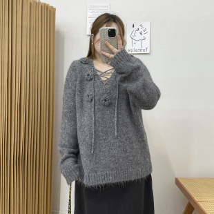 新款 宛宛大码 冬季 胖MM立体花朵绑带V领针织衫 宽松慵懒风毛衣 女装