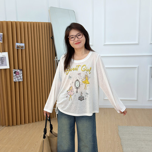 宛宛大码女装胖mm休闲风圆领卡通印花抽绳长袖T恤秋上新显瘦上衣