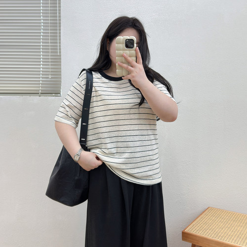 宛宛大码女装胖mm学院风细条纹圆领短袖春夏宽松显瘦休闲T恤上衣
