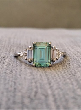 华杰时尚精美的925银钻石戒指 浪漫女性订婚婚礼节日戒指厂家直销