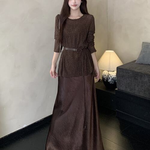 2025秋季新款韩系慵懒风胖mm高级感气质显瘦吊带裙两件套装女