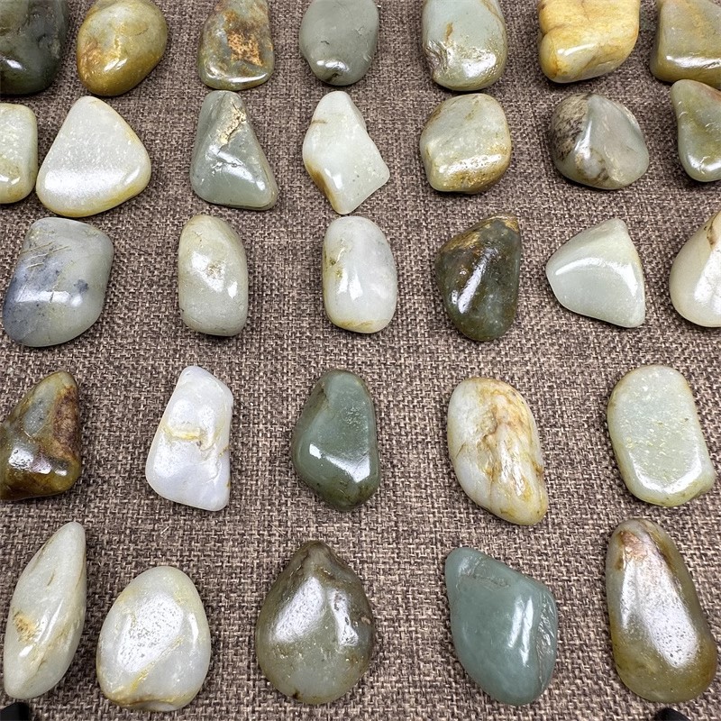 新疆和田玉籽料天然原石把件挂机吊坠原皮带毛孔青白玉白玉