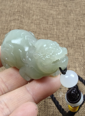天然新疆和田玉青玉原石雕刻手把件貔貅招财进宝保真支持全国复验