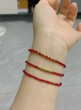 红尖晶珠珠手链气质轻奢小众设计感本命年红色发财转运叠戴手饰