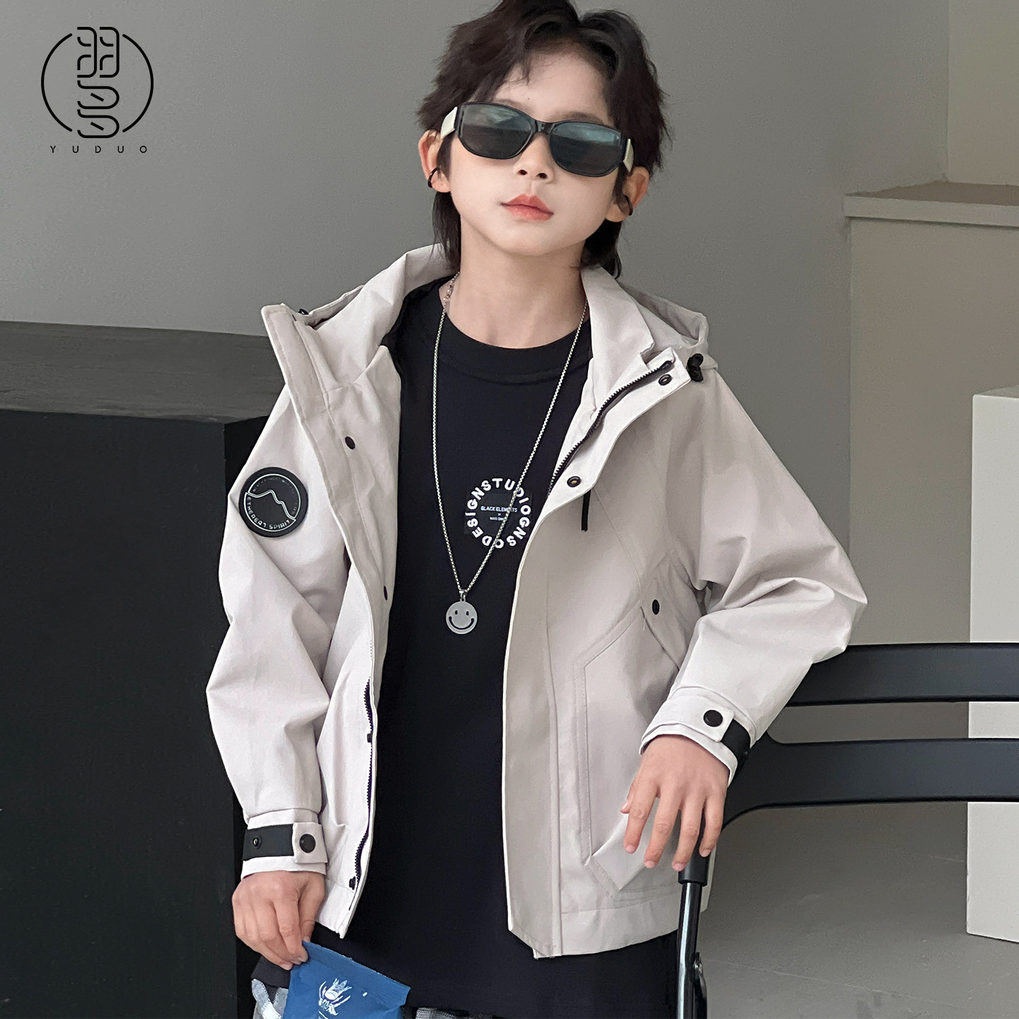 儿童外套2026春秋新款冲锋衣男女童春装中大童上衣防风防水户外服