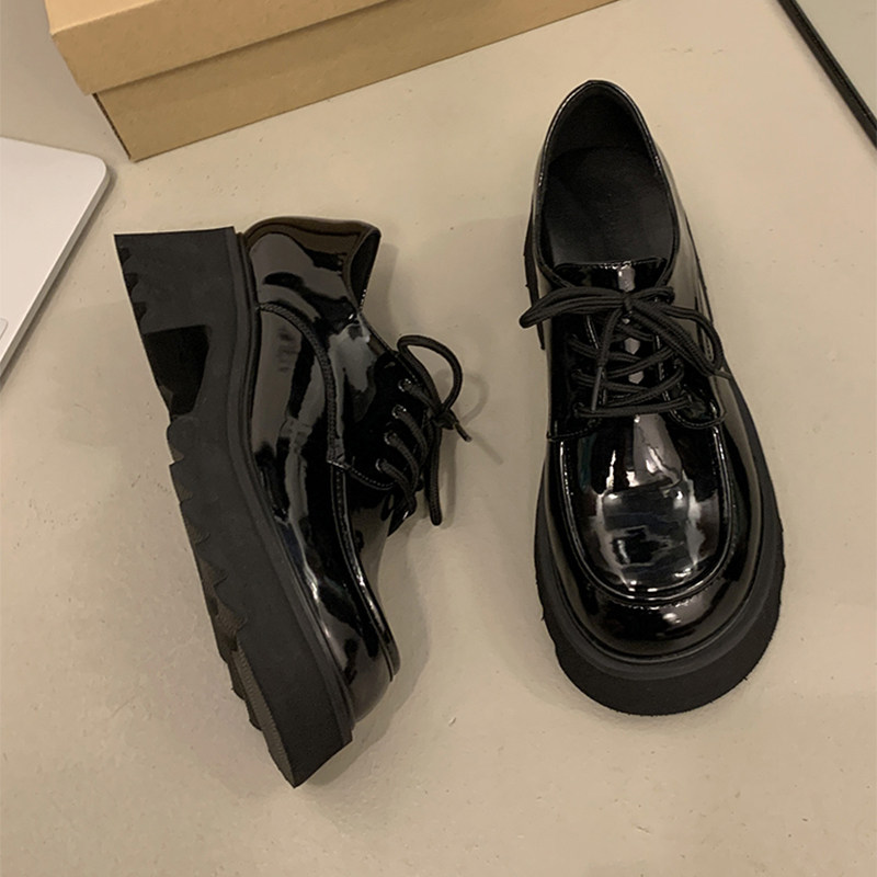 【春秋大码加宽厚底女鞋乐福鞋】