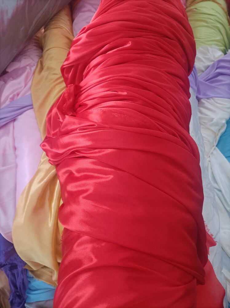 婚庆用冰丝冰绸布料装饰背景垂度好大红颜色任选幼儿园酒店用布