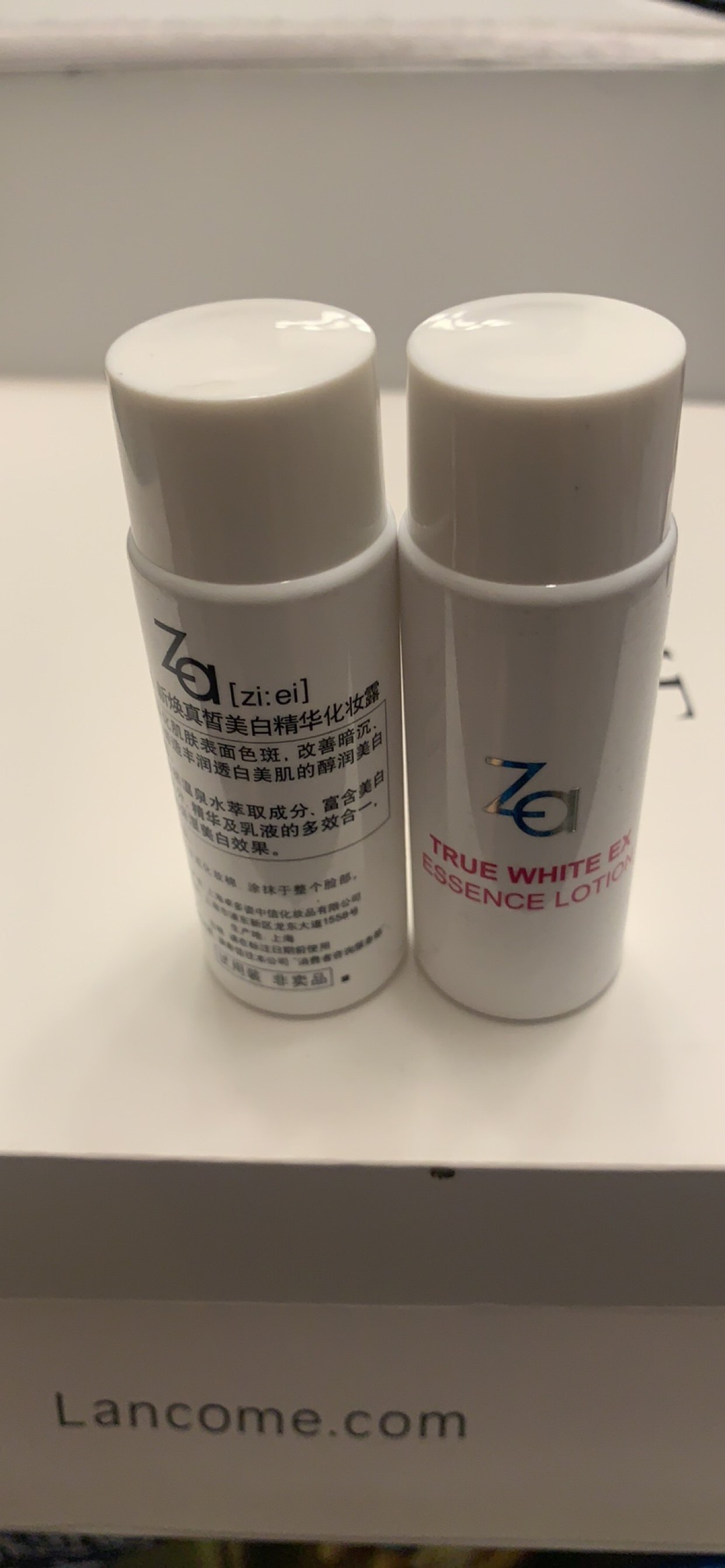 专柜正品小样za姬芮新焕真皙美白精华化妆露20ml提亮保湿化妆水