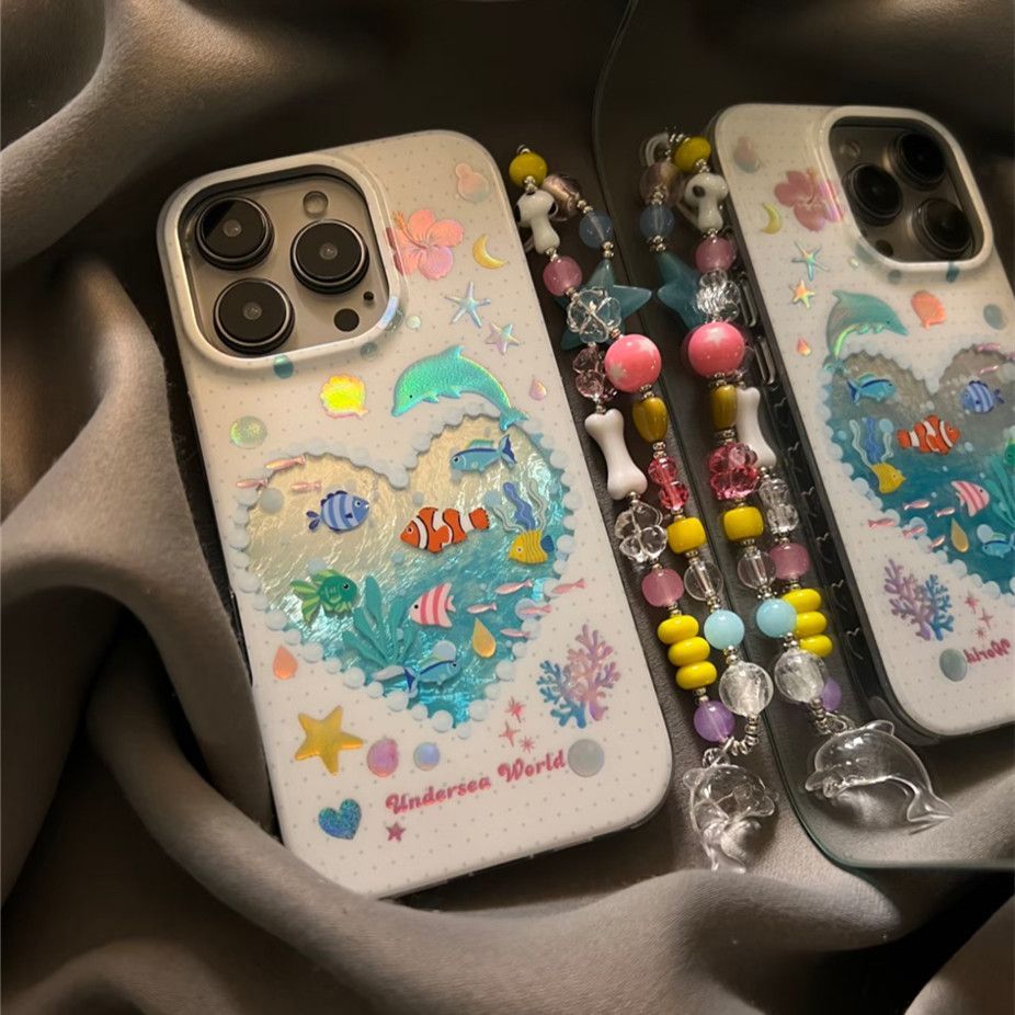 适用于可爱卡通镭射爱心海底世界iPhone16promax手机壳苹果15pro链条14