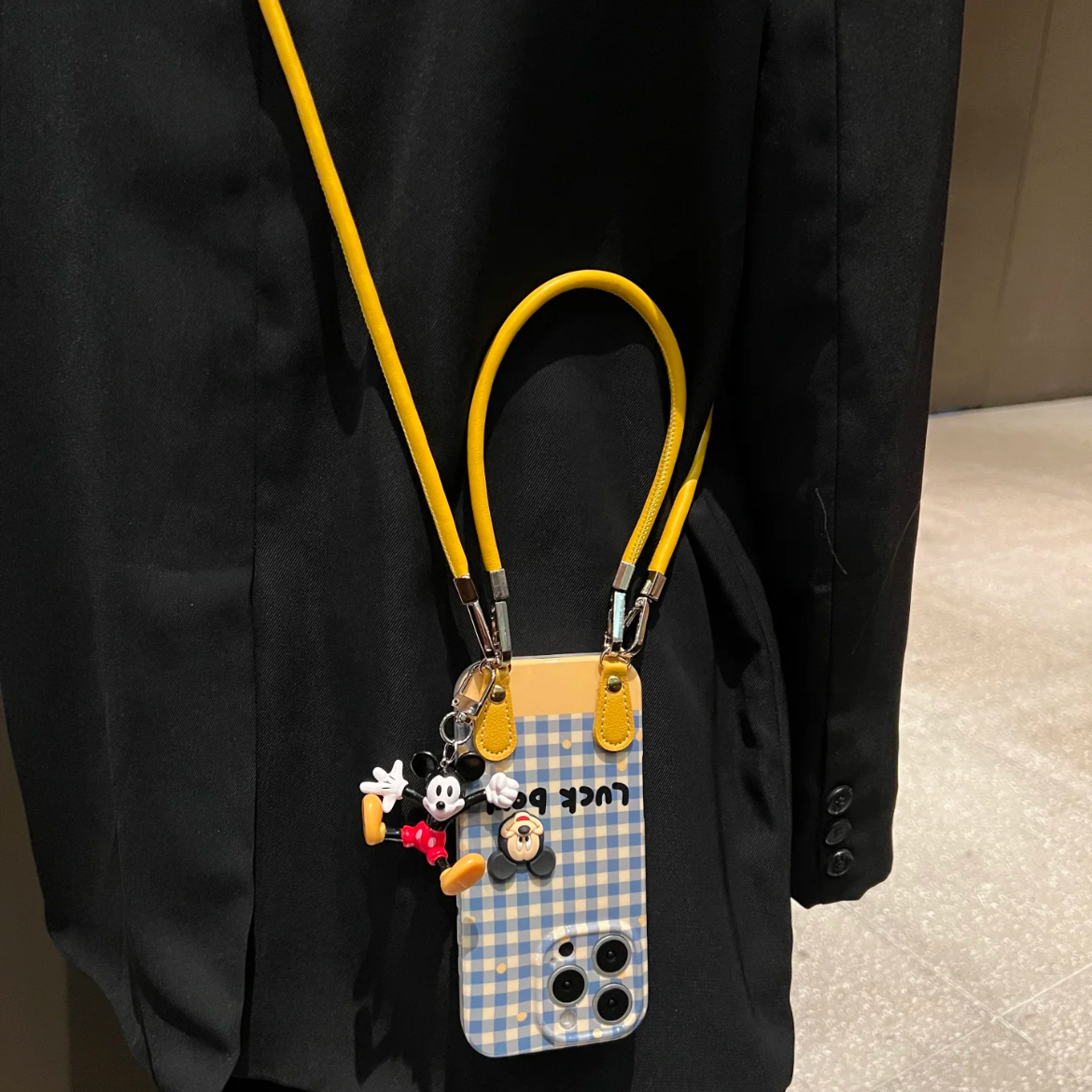 斜挎可背挂绳适用苹果16promax手机壳iPhone15promax可爱卡通16pro新款13手提绳12防摔14promax田园风11女款
