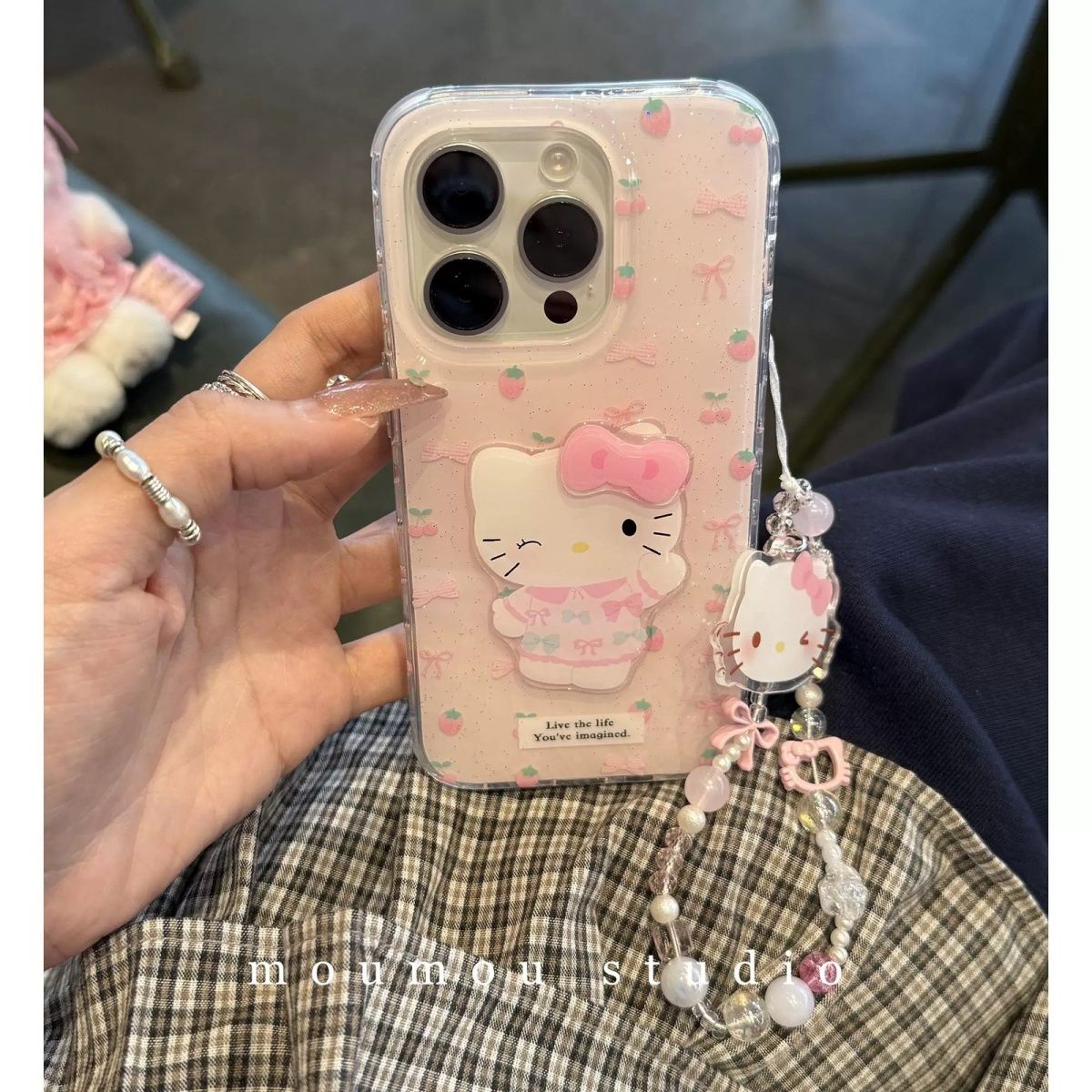 甜美草莓蝴蝶结可爱猫咪适用iPhone16Promax手机壳苹果15保护套14