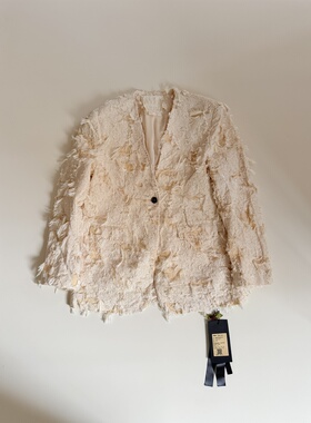 Tèbianco 白茶 • 非遗植物染设计感流苏羽毛西装外套