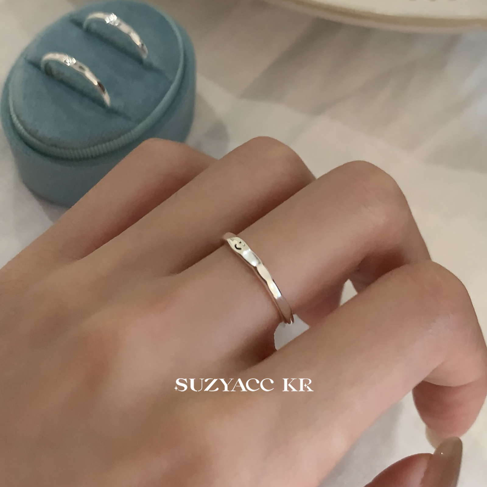 suzyacc kr简约百搭高级感纯银笑脸戒指小众设计食指戒ins风指环