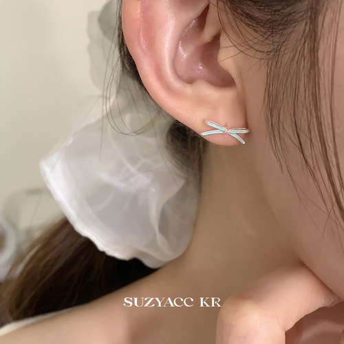 suzyacc kr小清新滴釉纤细蝴蝶结耳环2025新款高级感适合夏天耳钉