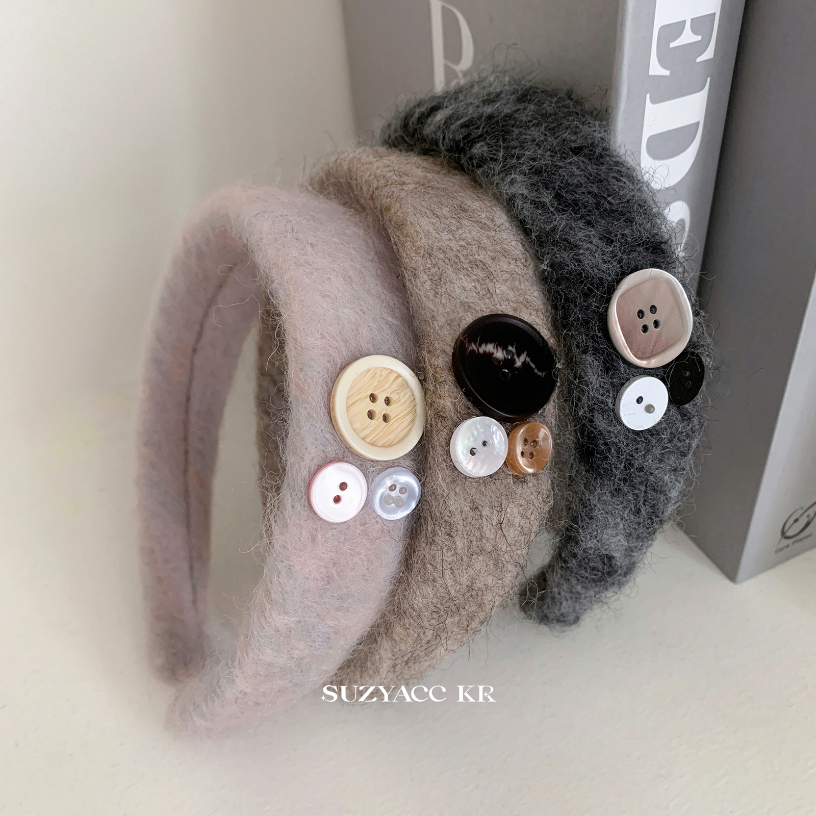 【新品限时2件88折】11.17 0点秋冬毛绒纽扣发箍