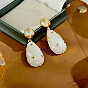 欧美珠光滳釉水滴精工高品质925银耳钉小众设计感耳环女