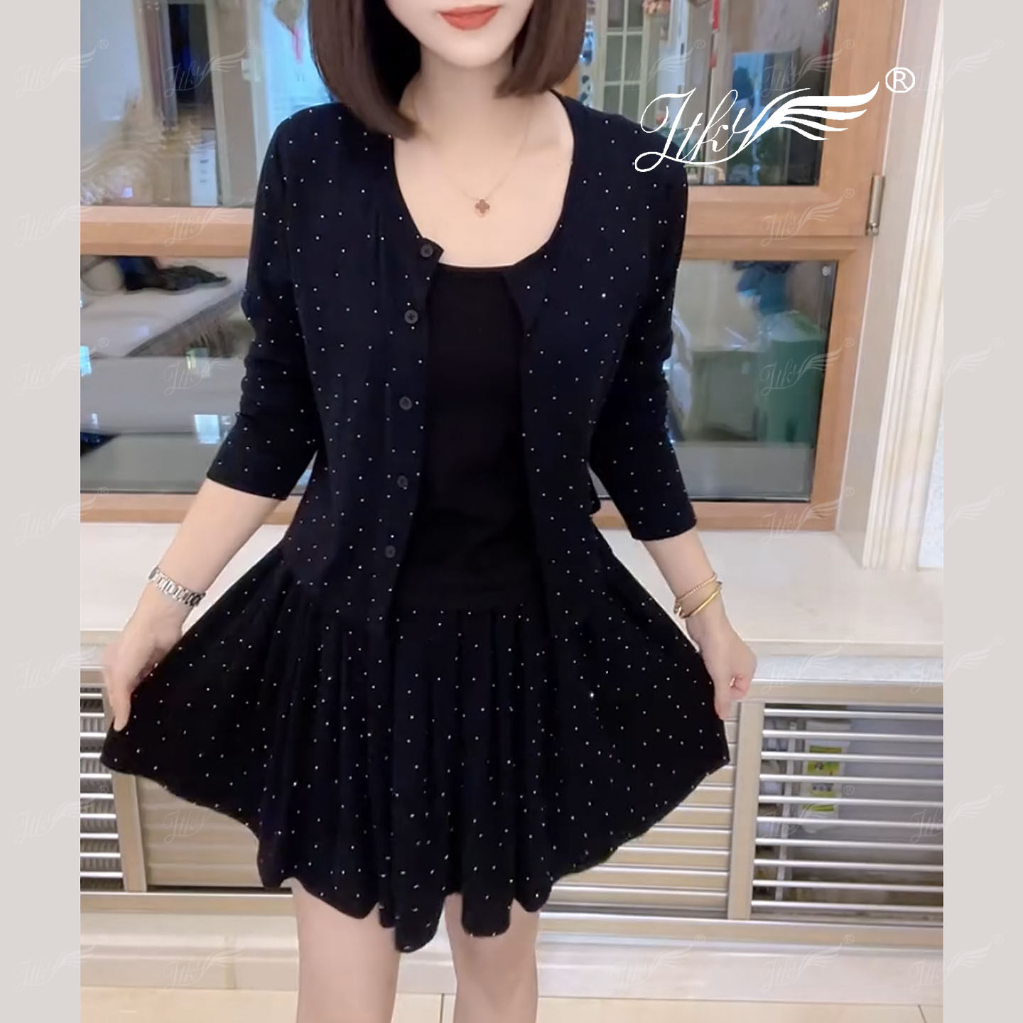 韩版时髦套装女2025早秋新款洋气时尚吊带开衫外套百褶裙三件套女,女装/女士精品,时尚套装,淘宝优惠券,粉丝福利购,淘宝优惠卷